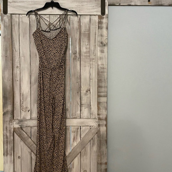 Nine Britton Leopard Jumper - Picture 2 of 3